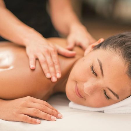 Hard Rock Hotel Goa Calangute Exterior photo Massage