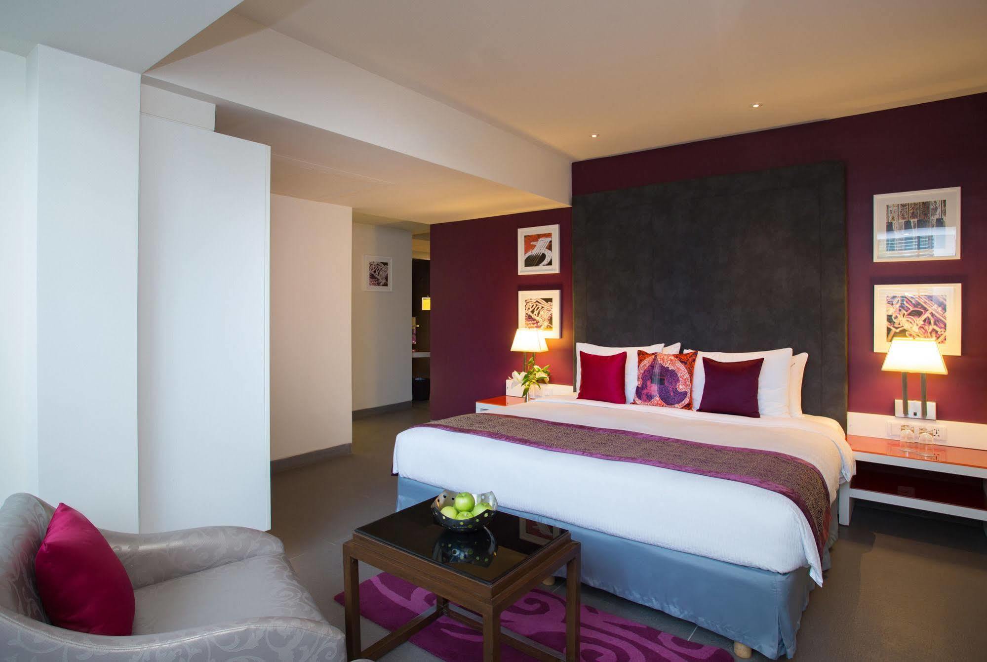 Hard Rock Hotel Goa Calangute Exterior photo A bedroom at the hotel