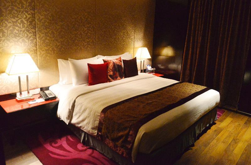 Hard Rock Hotel Goa Calangute Exterior photo A room at the hotel